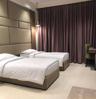 Hotel Levana Hazratganj