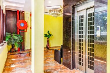 FabExpress Gazal Residency Aliganj