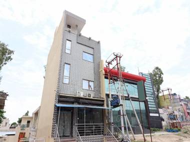 OYO 10750 O'live INN