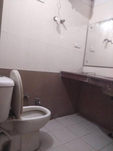 Hotel Samrat Lucknow