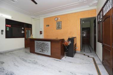 OYO 7162 Home Stay Shikhar Paradise