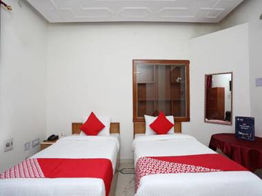 OYO 19171 Loknath Guest House