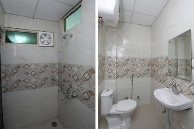 Capital O 22697 Richa Grand Inn