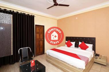 OYO 23206 Hotel Sky View