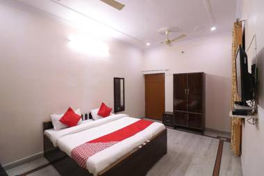 OYO 19799 Rishi Homestead