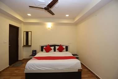 OYO 22662 Hotel Shivam