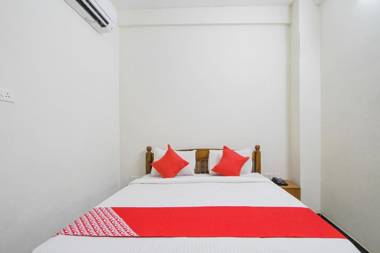 OYO 29308 Virasat Shaheed Path Inn