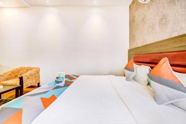 FabExpress Gayatri Palace