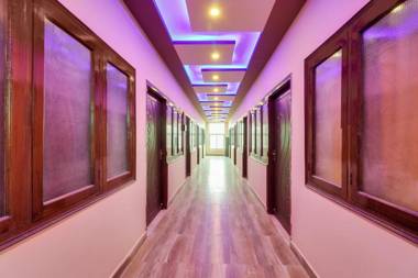 OYO 67560 Shree Karuna