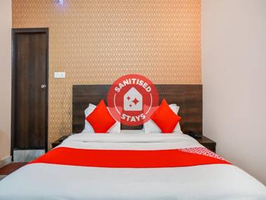 OYO 75521 Silk Inn