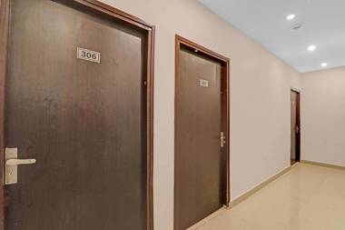 OYO 70967Hotel Aditya Grand