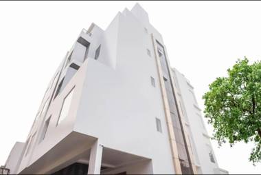 Hotel Global Inn Gold Lucknow