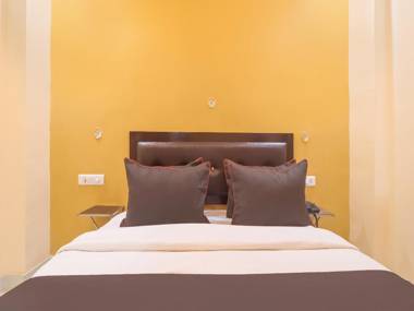 Collection O 76477 M V Inn