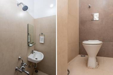 OYO 76496 Flagship Metro Inn