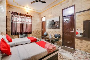 OYO Flagship 76340 Hotel PR palace