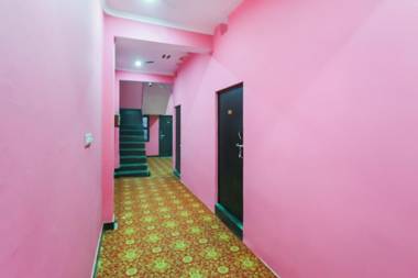 SPOT ON 78880 Rajdhani Hotel