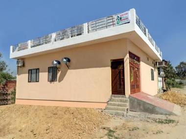 OYO Flagship 77242 Radhey Krishna Bhawan