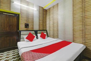 OYO 82473 Hotel Meet