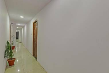 OYO Flagship 81559 Hotel Diamond Inn