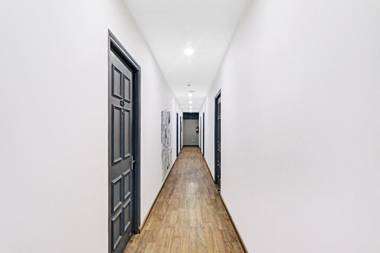 Townhouse 122 Hotel MS In