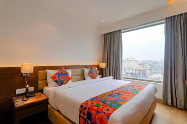 FabHotel Aurelia Grand