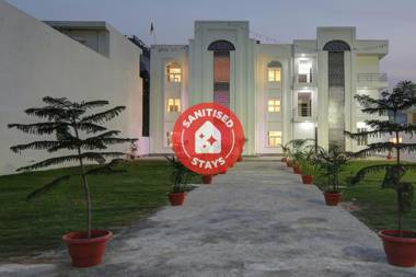 Collection O 83627 Yamuna Palace