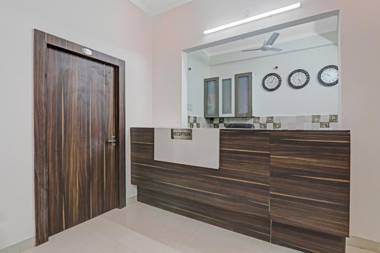 Capital O 84600 Madhurima Residency