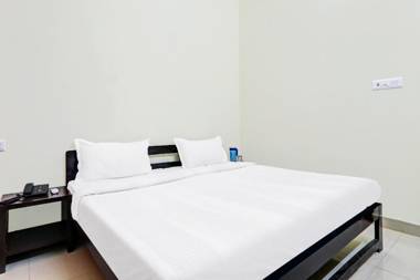 OYO 84776 Hotel Parijat And Training Center