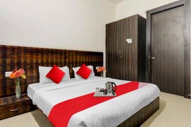 OYO Flagship 92284 Hotel Prisha Inn