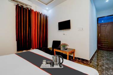 OYO Flagship 92252 HOTEL KAMAKSHI