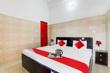 OYO Flagship 69004 Mauryans Inn