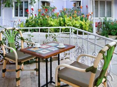 Avion Holiday Resort