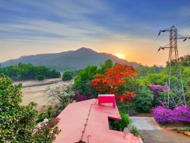 Lake View Resort Lonavala