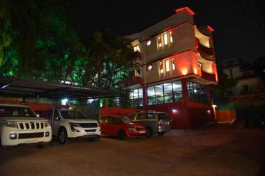 Girivihar Holiday Club - Pure Veg