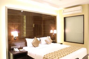 Rrichmond Hotels And Villas