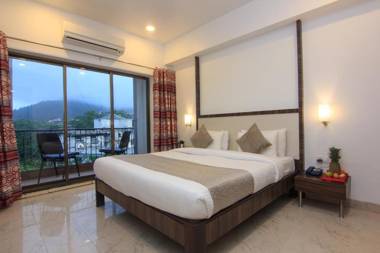 Mayur Retreat