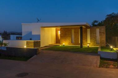 EKO STAY (Gold)- PALM GROVE VILLA