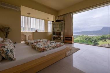 StayVista at The Glass House