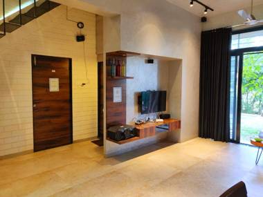 Felicity Stays- Tranquil Times