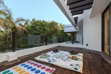 SaffronStays Vedanta Lonavala