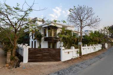 SaffronStays Vedanta Lonavala