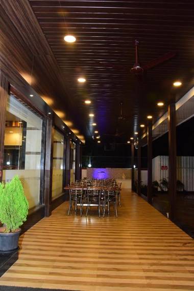 Hotel Jagadguru Lonavala