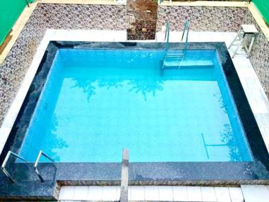 Blue Heaven- Lonavala 2 Bhk with private pool!