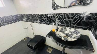 6BHK Rehmat Villa with private pool & Garden