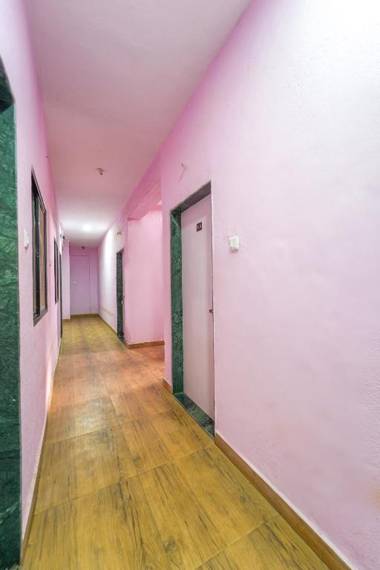 FabHotel Shree Sai Residency Lonavala