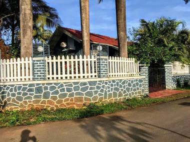 Peephole to paradise in Lonavala.