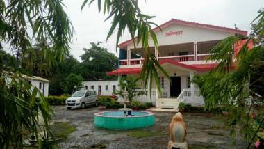 Avishkar Holiday Home 10BHK