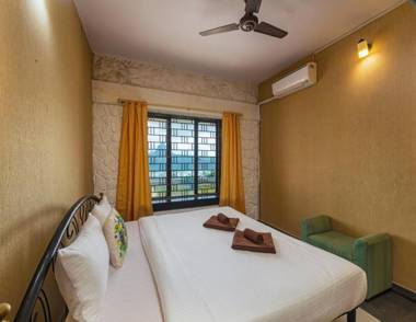 SaffronStays Blue Infinitum