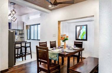 La Maison Bleu 3BHK Pvt Pool Villa Cherry Blossom