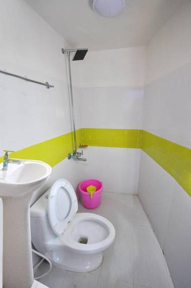 Sreekrishna Houseboat - VACCINATED STAFF